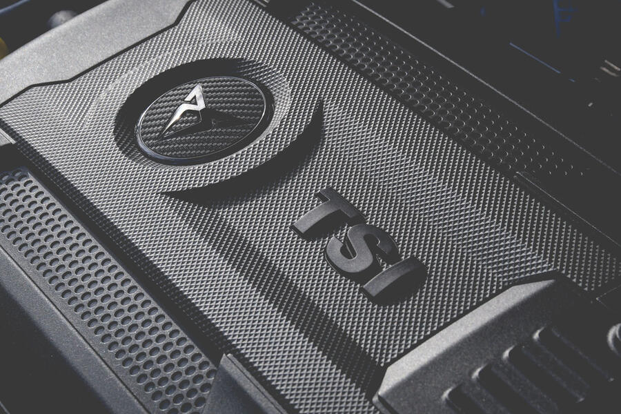 18 Cupra ateca 2019 lt engine