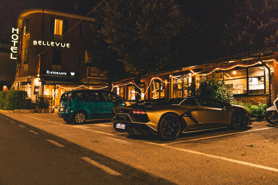 18 Lamborghini aventador svj roadster static rear