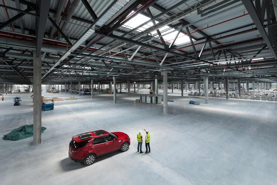 18 Jaguar land rover nitra factory space
