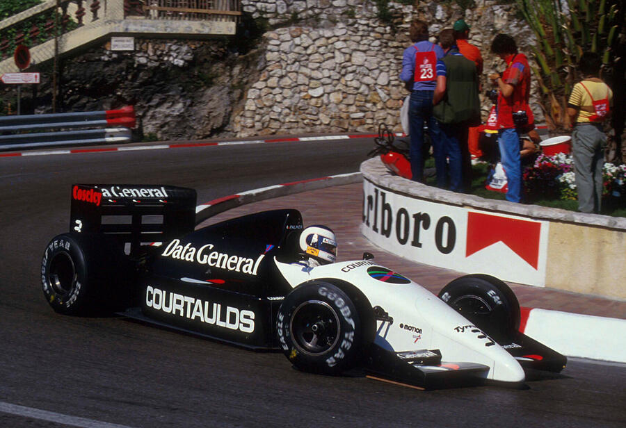 19 Autocar tyrrell f1