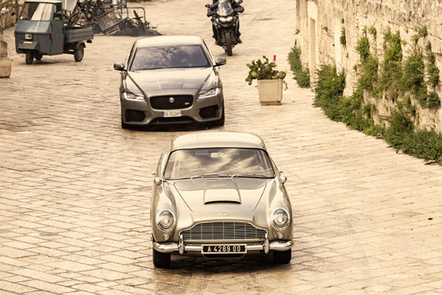 1 No time to die set matera db5 chase