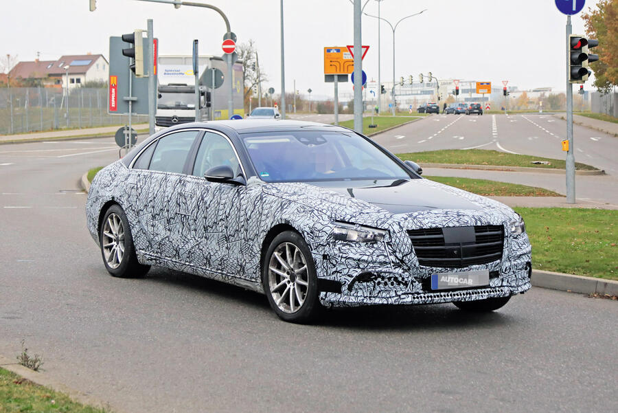 2 Mercedes benz s class spy shot