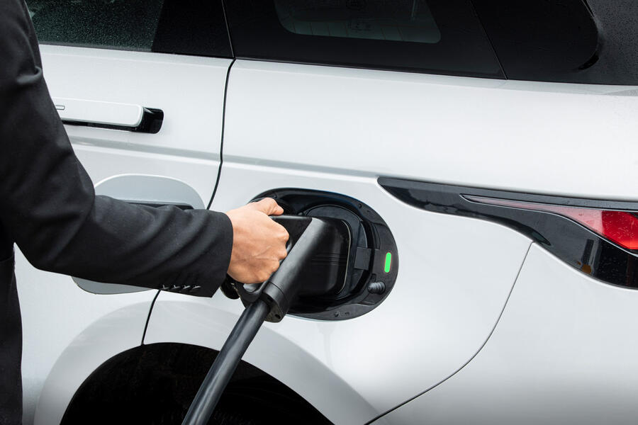 2 Range rover evoque phev 2020 charging
