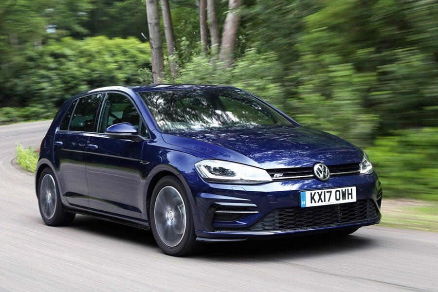 2 Volkswagen golf 2017 hero front