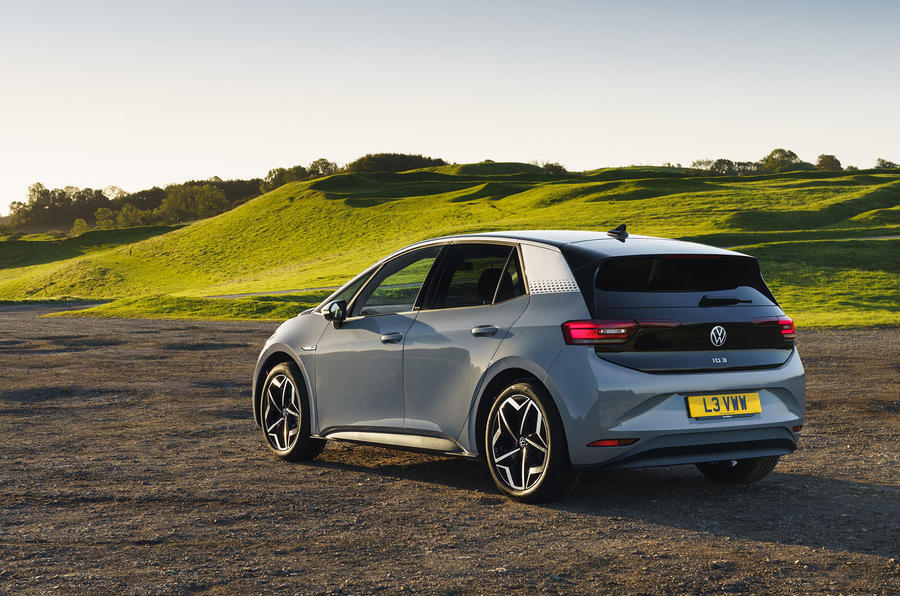 22 Volkswagen id 3 2020 uk fd static rear
