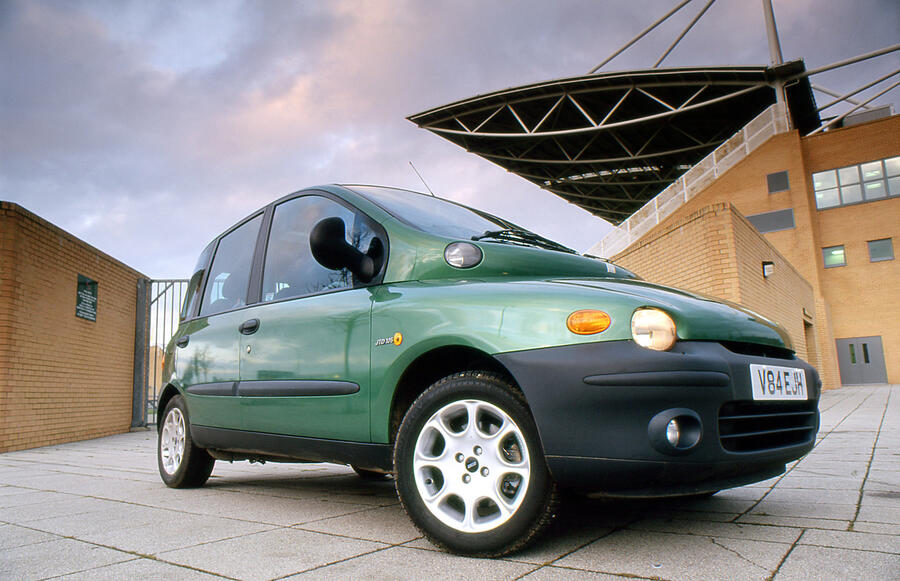 27 Fiat multipla static front