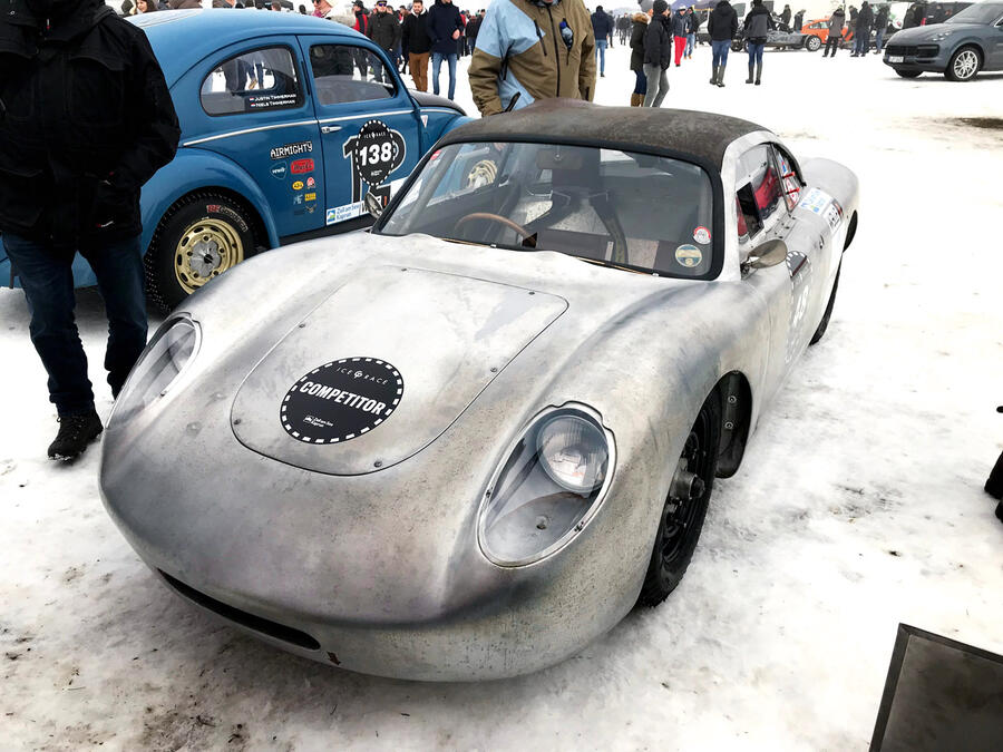 2 Okrasa special stationary front