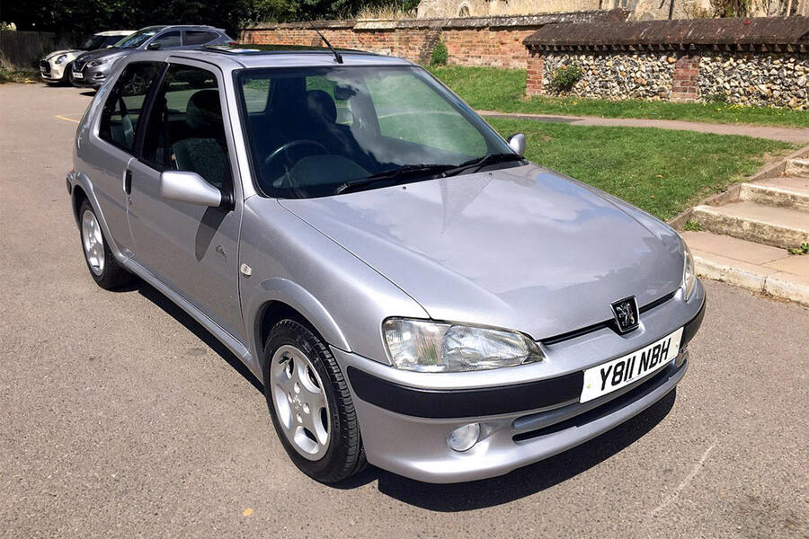 3 Peugeot 106 quicksilver front