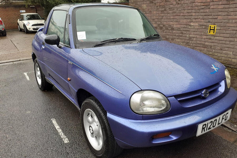 3 Suzuki x 90 static front