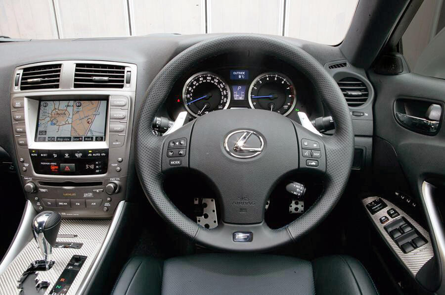 4 Lexus is f 2008 interior