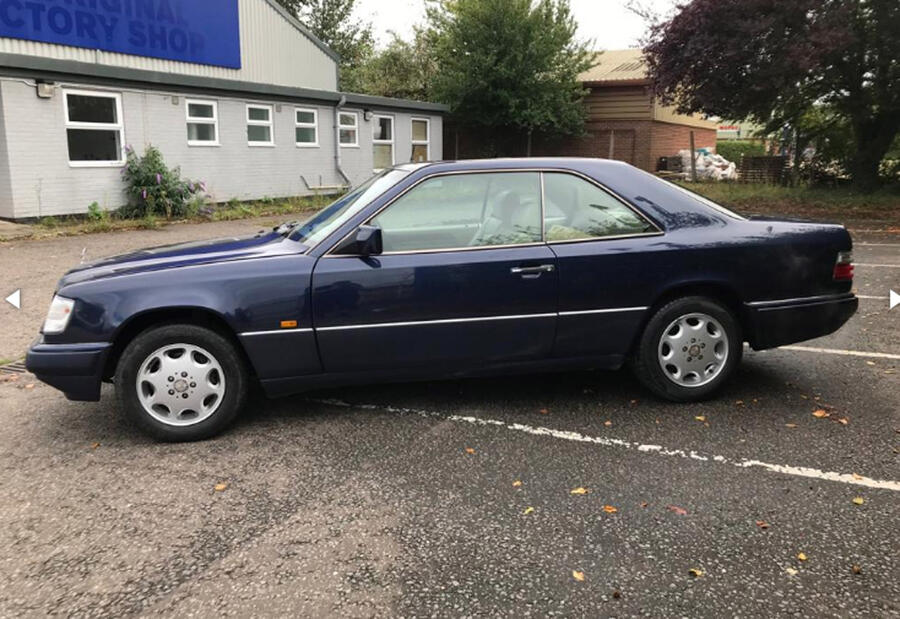 4 Mercedes e320 coupe hero side