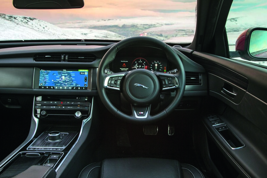 5 Series xf e class448