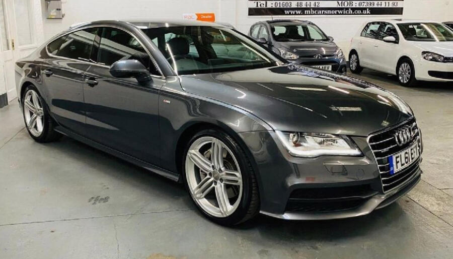6 Audi a7 static front
