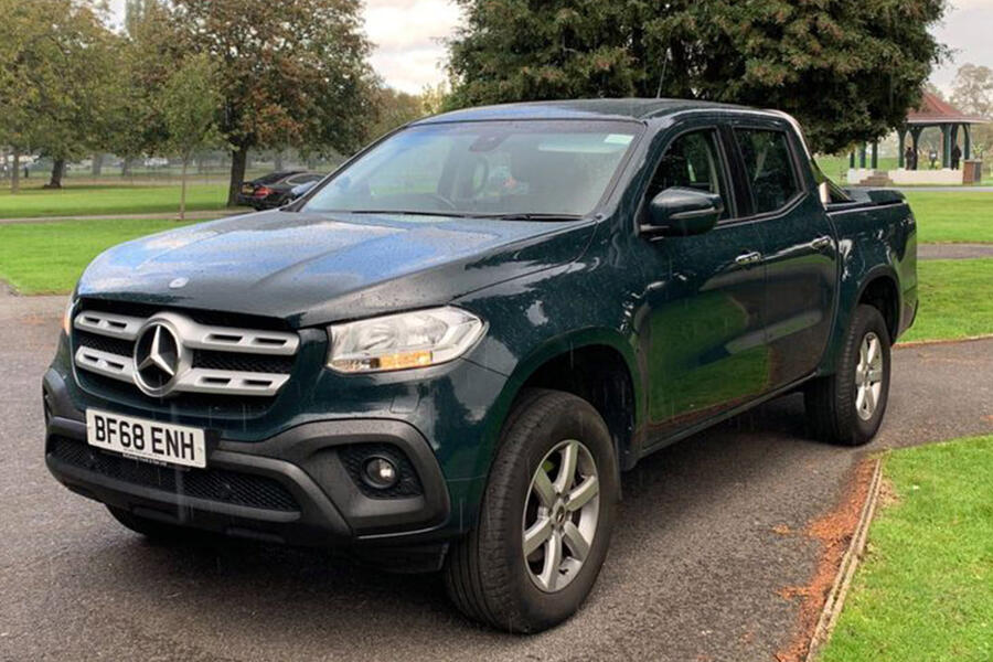 6 Mercedes benz x250d front