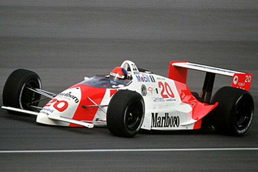 6 Penske pc18 front