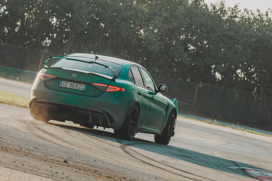 68 Alfa gtam road trip 2022 balocco