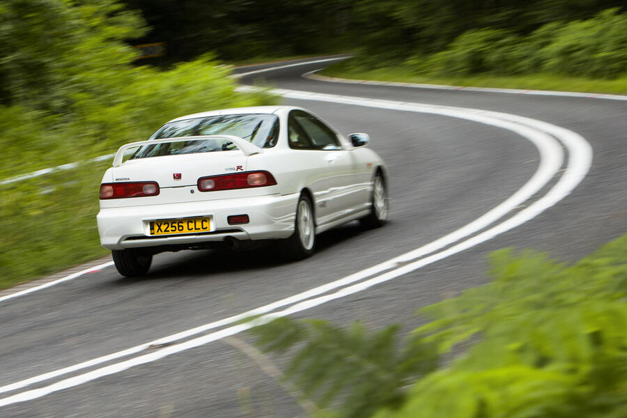 6 Honda integra type r dc2 tracking rear