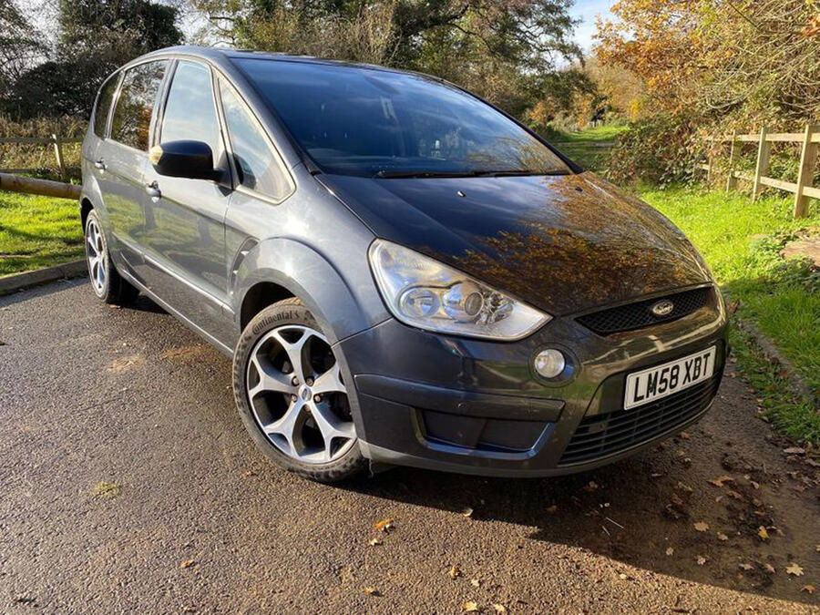 7 Ford s max front