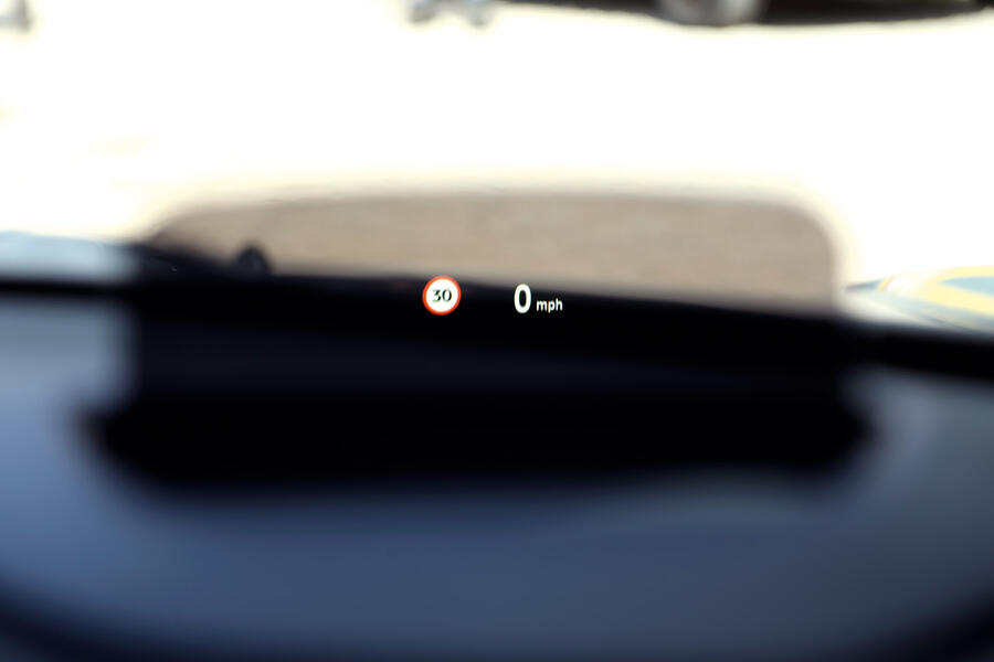 7 Mini 2014 head up display