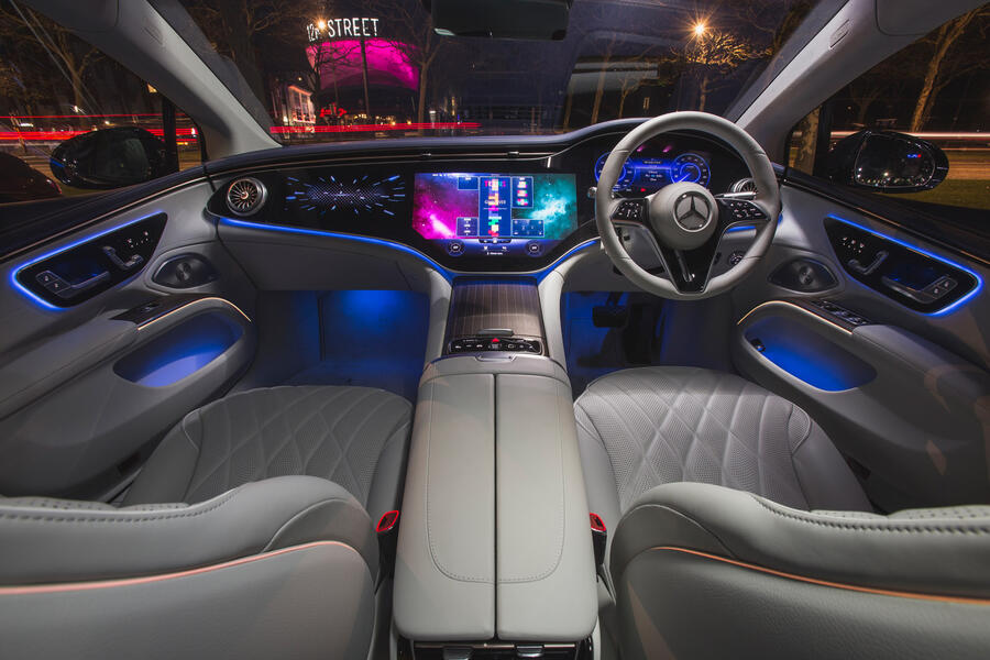 79 Bmw ix vs mercedes eqs 2022 eqs interior