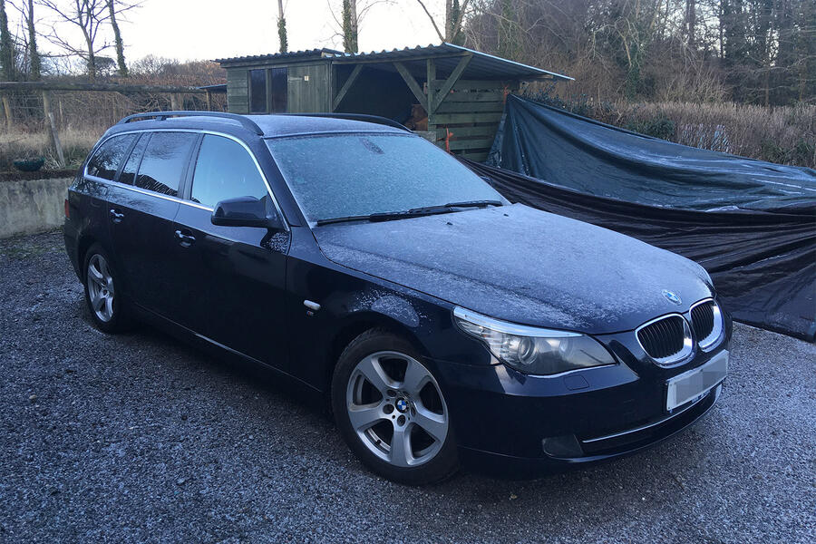 7 Bmw 520 tourer in the frost