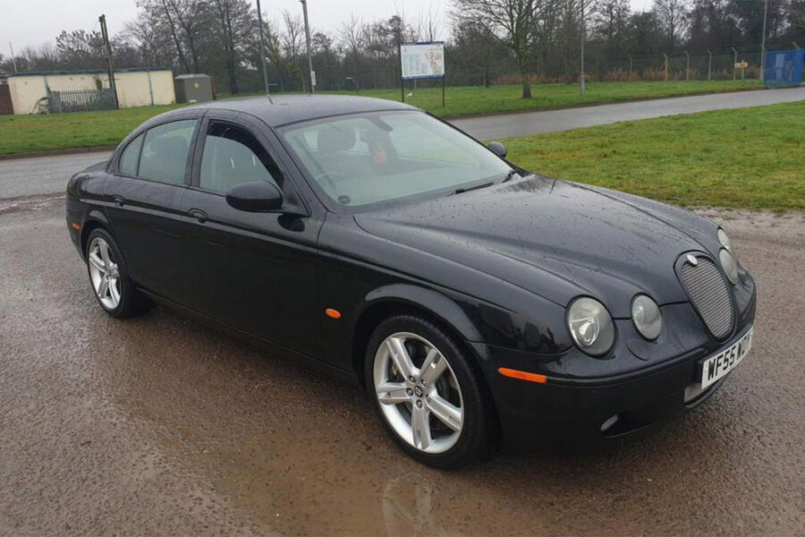 7 Jaguar s type r