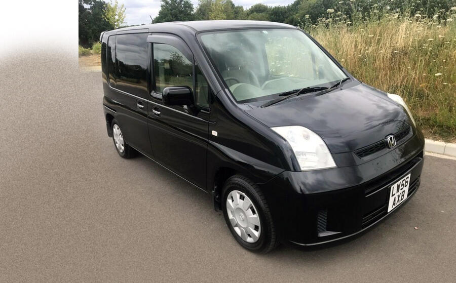 8 Honda mobilio