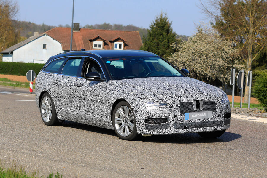 8 Jaguar xf sportbrake spy shot