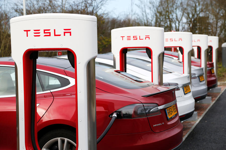 8 Tesla superchargers