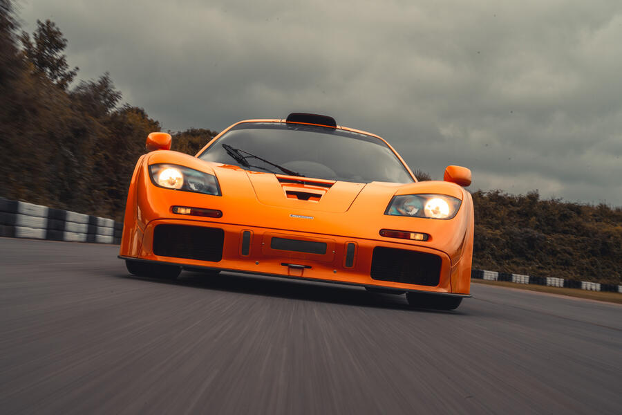 84 Mclaren f1 gtr