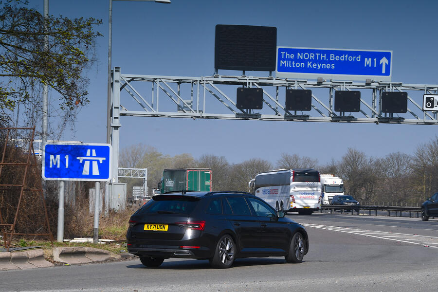 85 Skoda superb estate