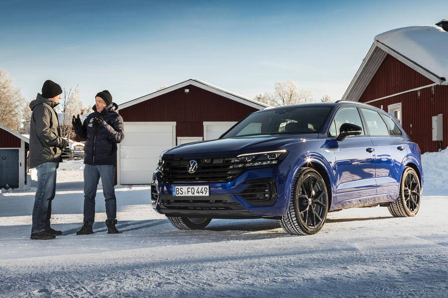 87 Volkswagen toureg r 2020 official reveal interview