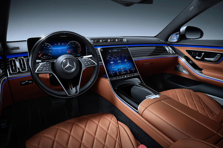 88 Mercedes benz s class official reveal studio dashboard 0