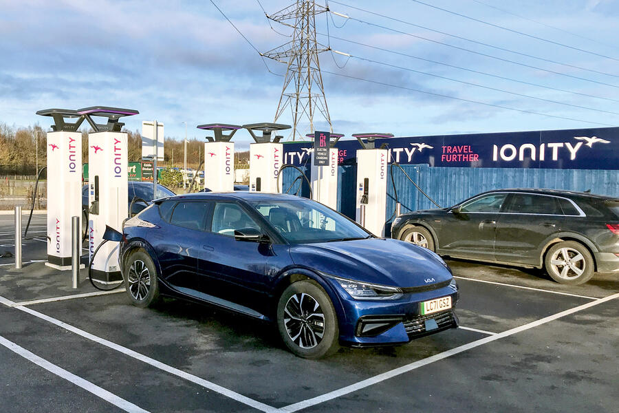 91 Brighton to glasgow kia ev6 2022 ionity