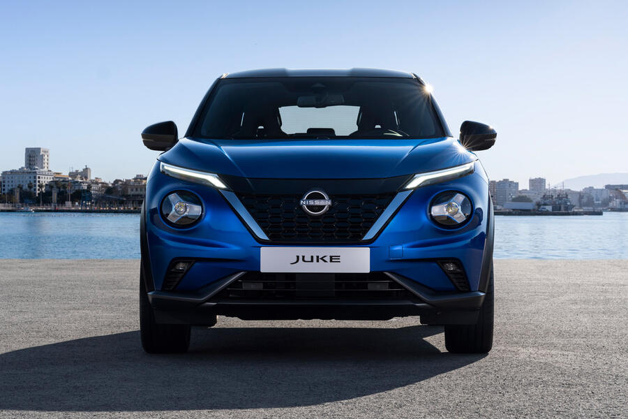 92 Nissan juke hybrid 2022 official reveal static nose