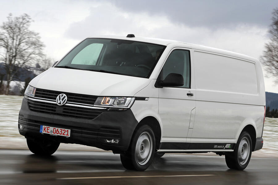 94 Ruppert column french saloons qa ev van