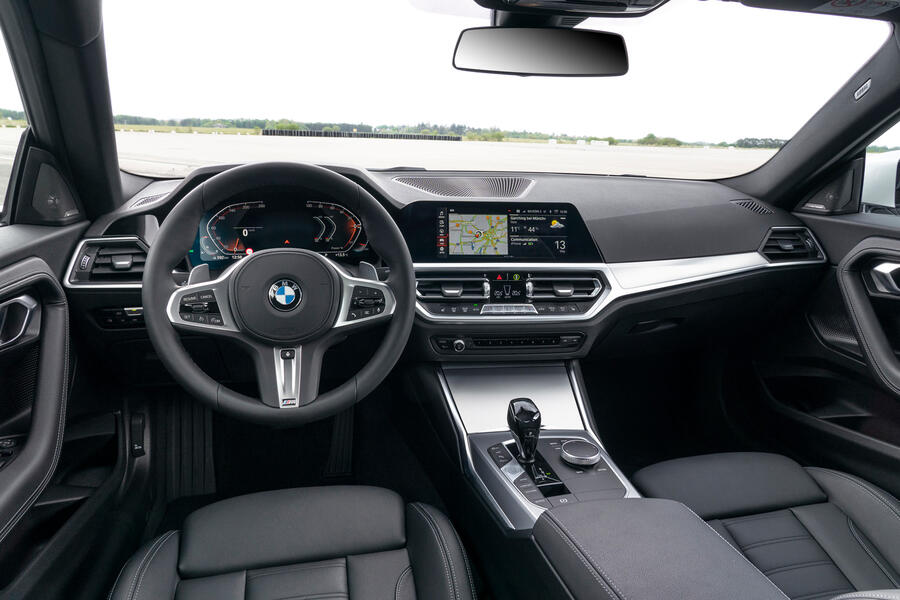 95 Bmw 2 series 2021 official reveal cabin