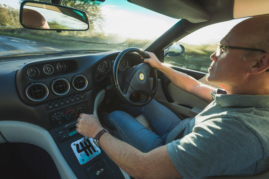 95 Ferrari 812 meets 550 2022 sh driving