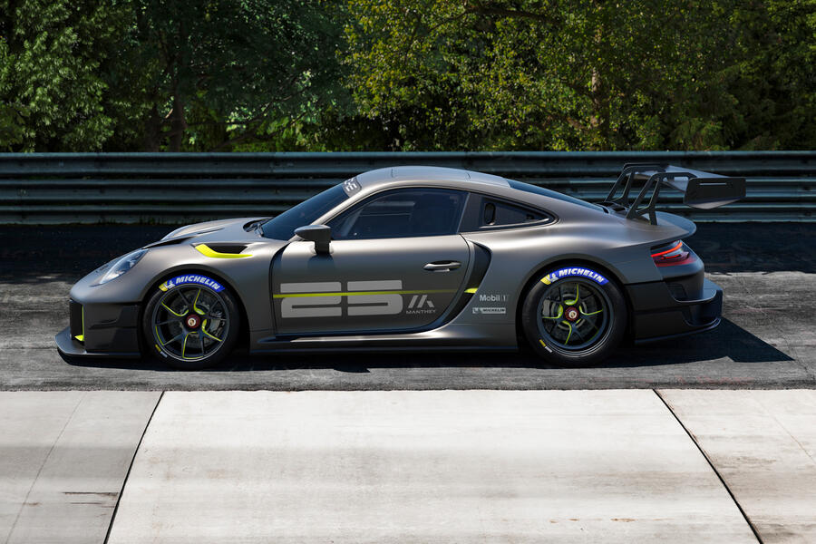 95 Porsche 911 gt2rsmr 25 official images static side