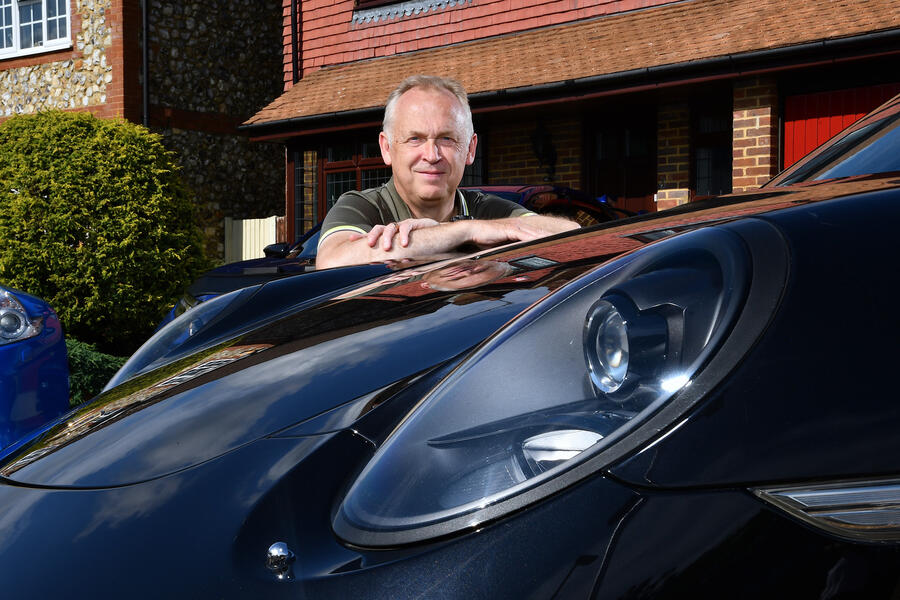 96 Keeping up with the neighbours porsche