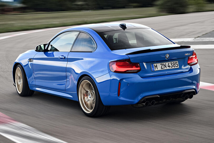 98 Bmw cs 2019 official press hero rear