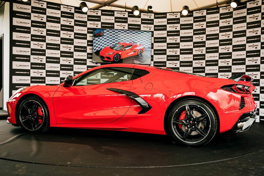 98 Corvette c8 rhd 2021 official reveal side