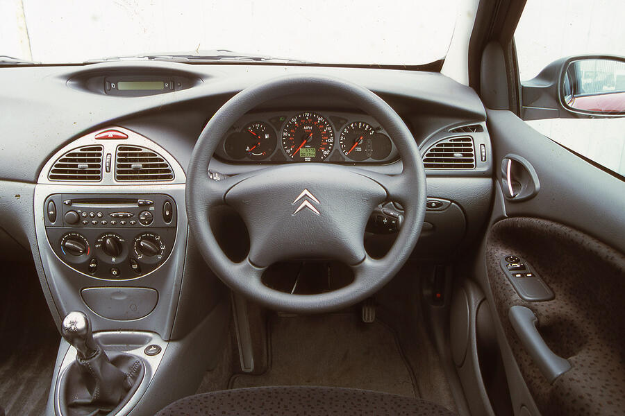 98 Greatest road tests citroen c5 2001 interior