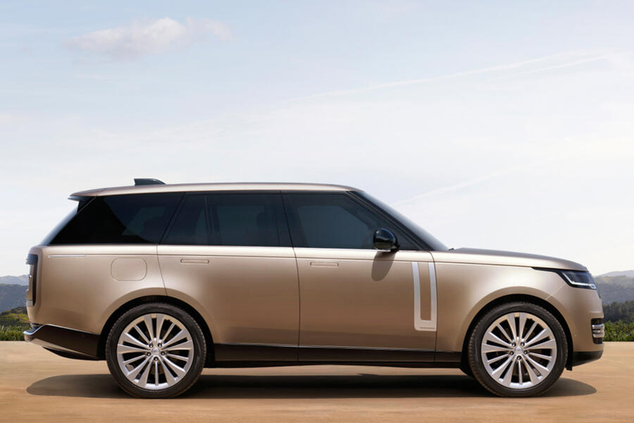98 Land rover range rover 2021 official reveal images side
