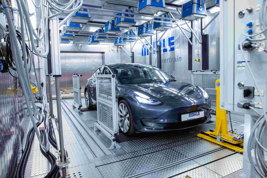 99 Tesla in vdc2 front 1