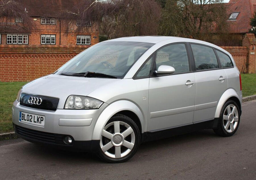 9 Audi a2 stationary side