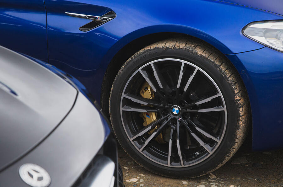 Bmw m5 2146a