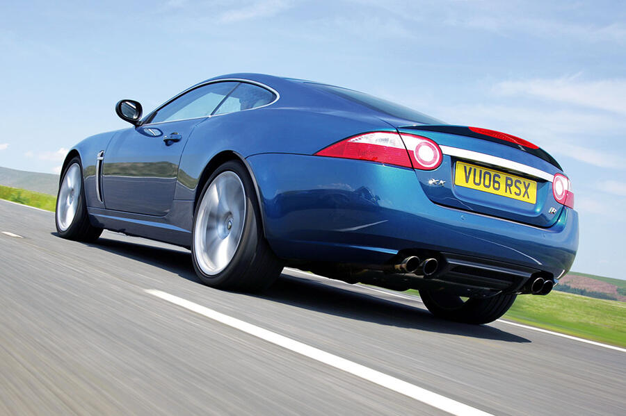 Cropped jag 8