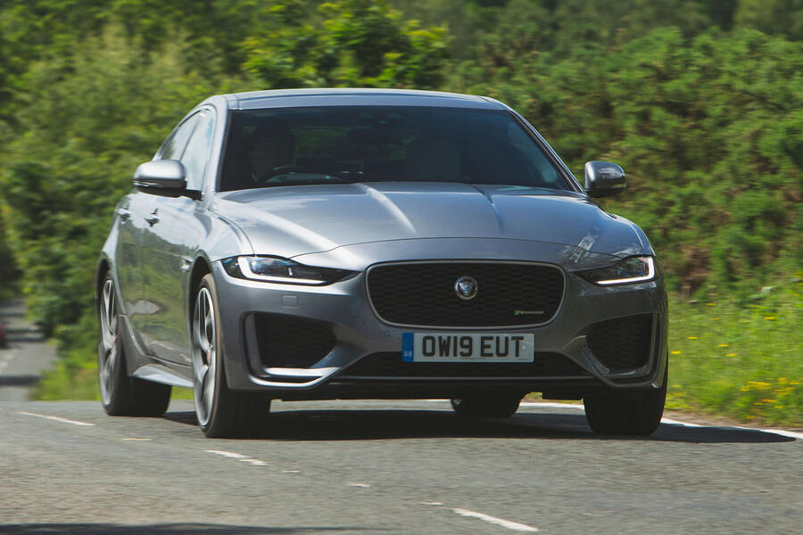 Jag xe 2019 7808a