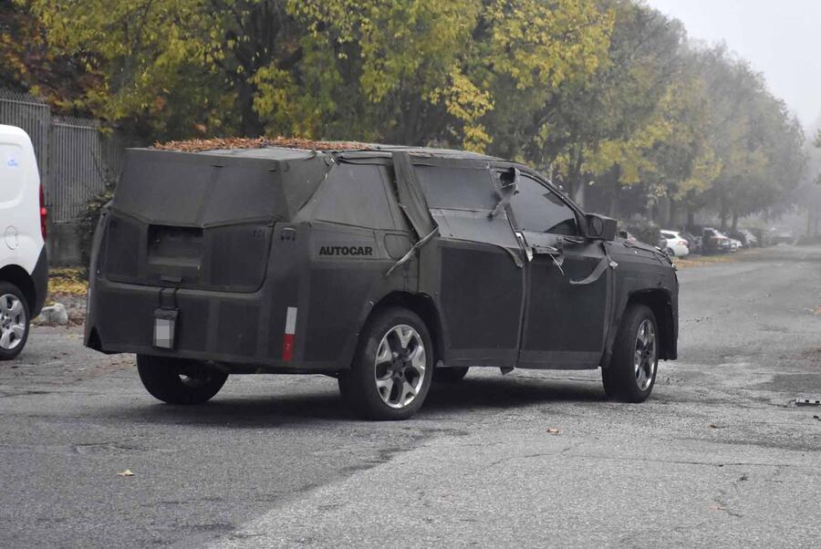 Jeep grand compass spyshots1